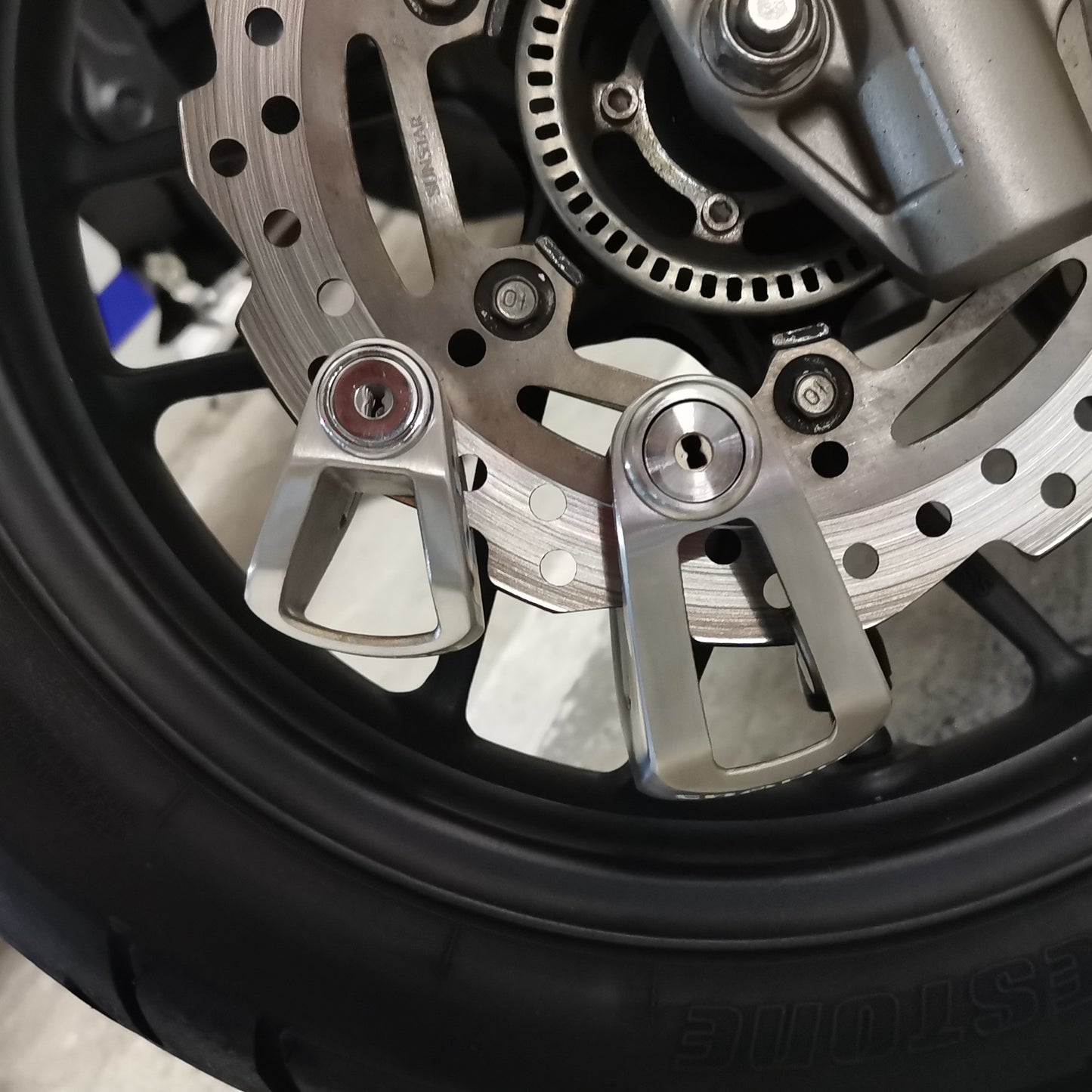 CRANNS Zero6 304 Stainless Steel Disc Lock, Antivol Moto Bloque Disque, best fit for Vespa, Scooter, E-bike, Bicycle